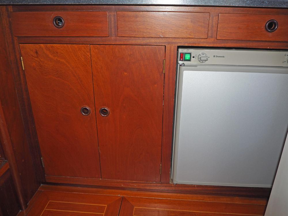 Cabin en avant, H&eacute;bergements